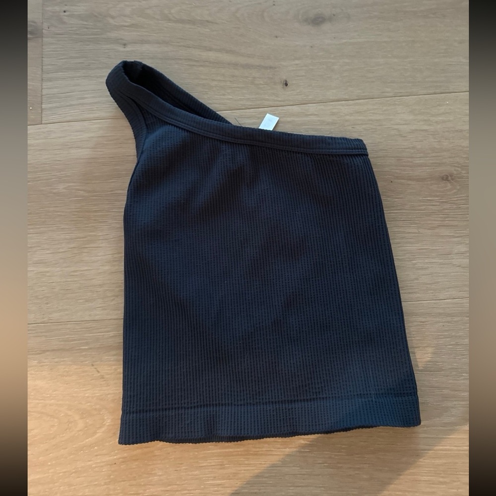 Nikibiki One Shoulder Navy Top